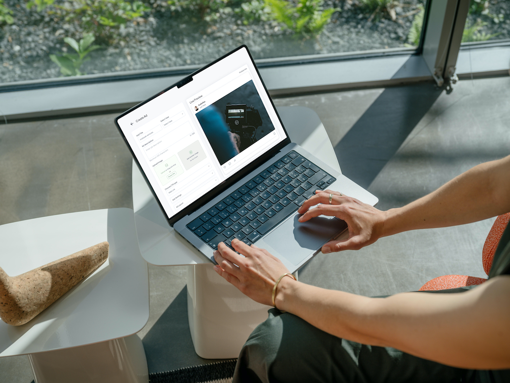 Create and customize ads